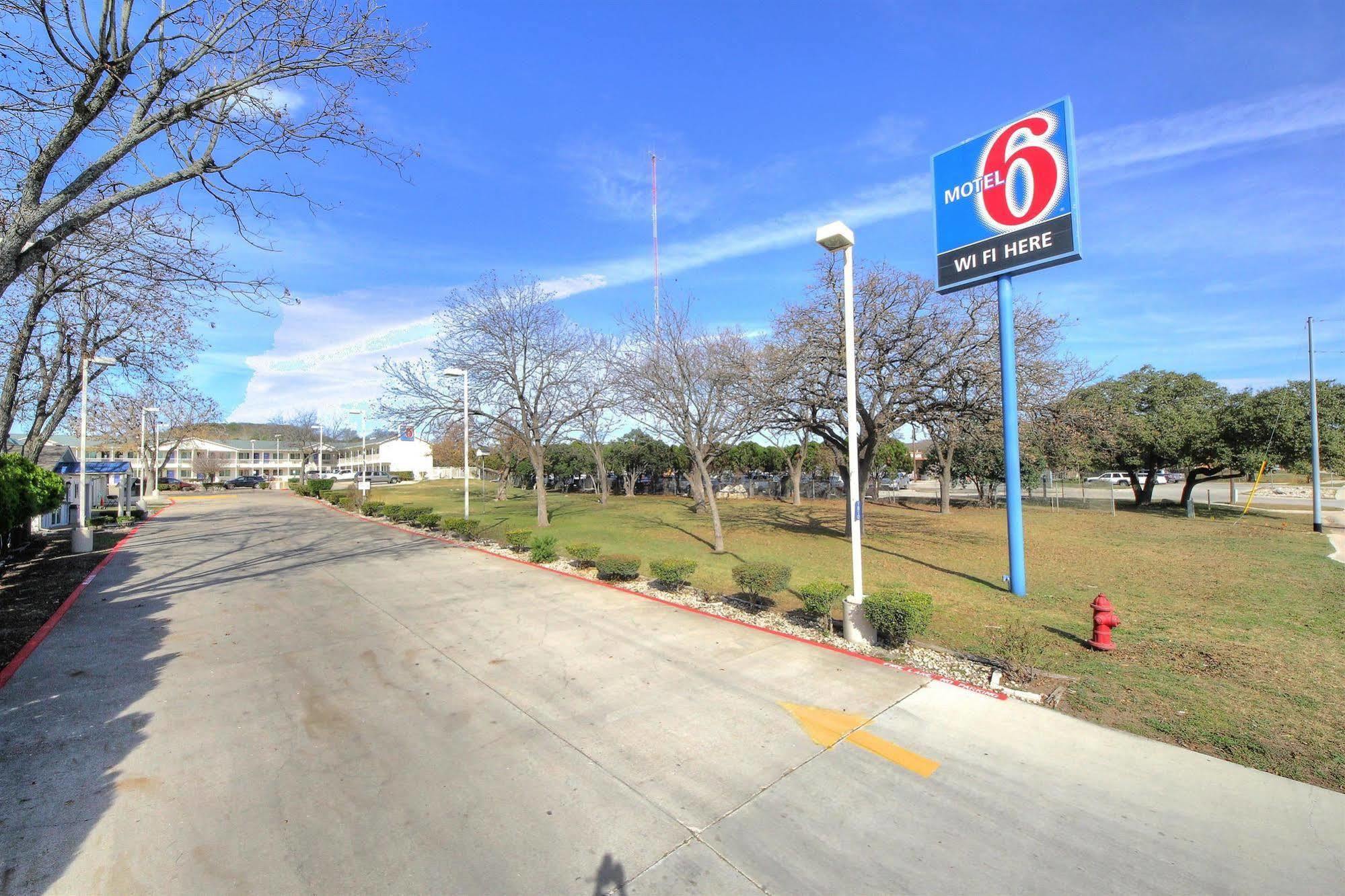 Motel 6-Kerrville, Tx Esterno foto