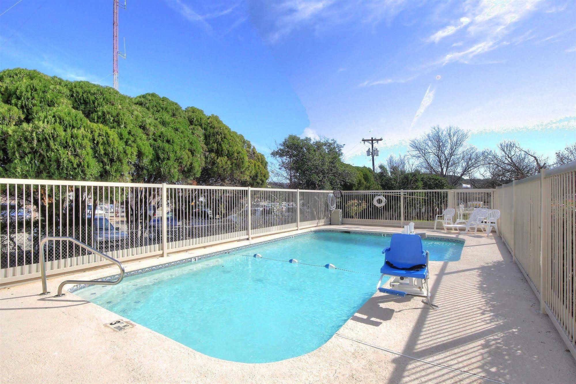 Motel 6-Kerrville, Tx Esterno foto